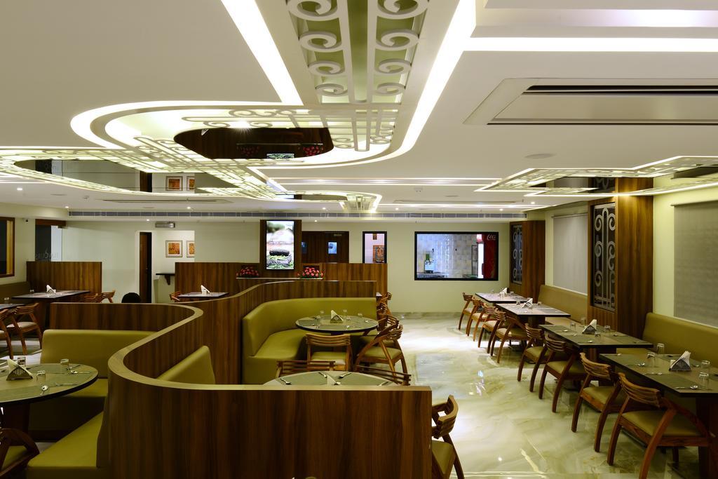 Taj Mahal Hotel Hyderabad Exterior foto